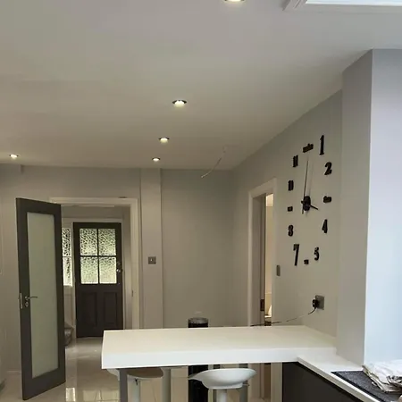 Lejlighed From Getaway In The Heart Of Kinsale